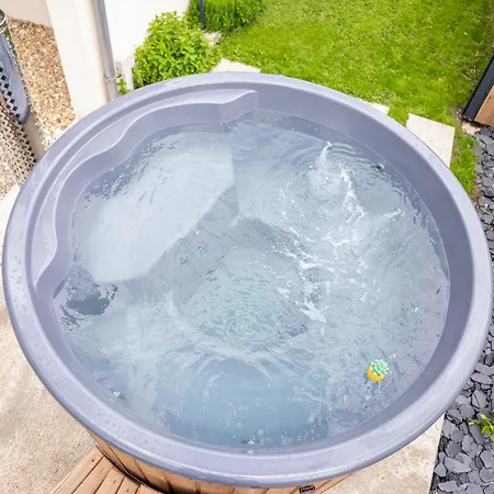 Nordique Avec Vue Sur La Campagne * Saint-Paul-Lizonne
