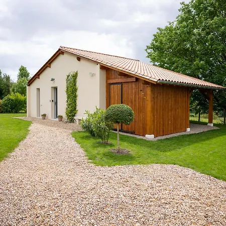Nordique Avec Vue Sur La Campagne *